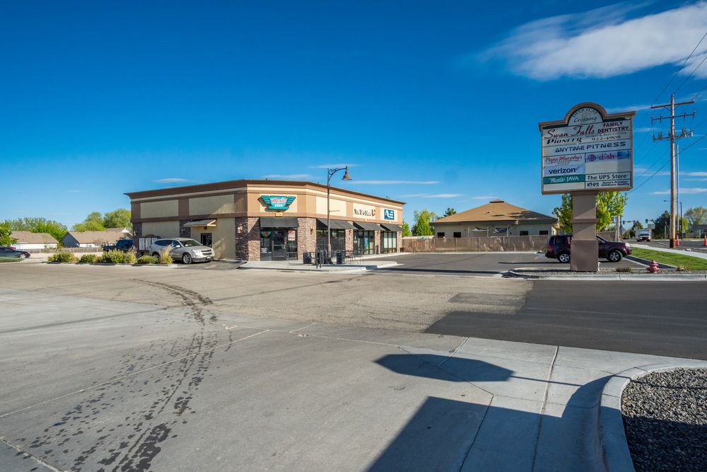 Deer Flat Crossing: 1579 N Linder Rd, Kuna, ID 83634